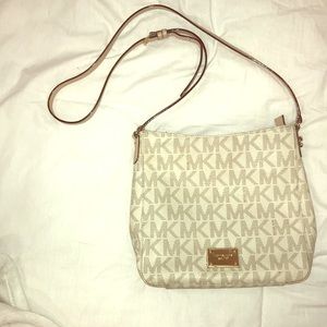 Michael Kors Crossbody